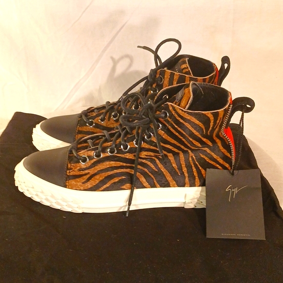 🔥 🔥 NWT Giuseppe Zanotti Mix Media  Booties/Sneaker - Picture 5 of 16
